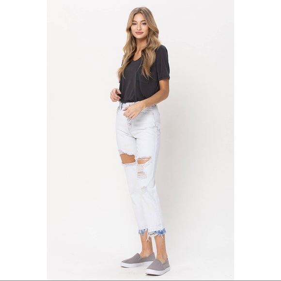 🔥HOST PICK🔥 CLEARANCE Grace Distressed Button-Up Mom Jeans - Picture 9 of 14